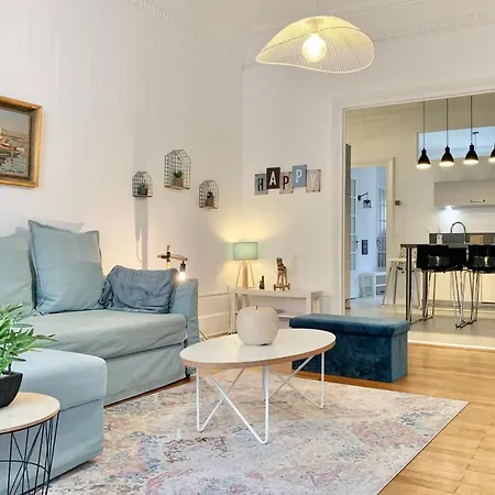 #j0 The Sweet Jaures Apartmán *