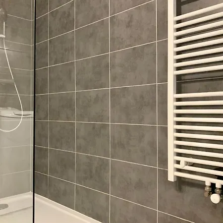 #j0 The Sweet Jaures Spacious T4 Centre Tramway Balcony Apartment *