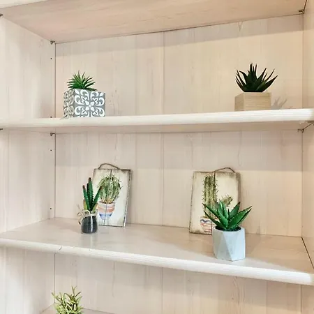 #j0 The Sweet Jaures *