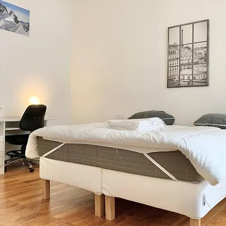 #j0 The Sweet Jaures Apartmán