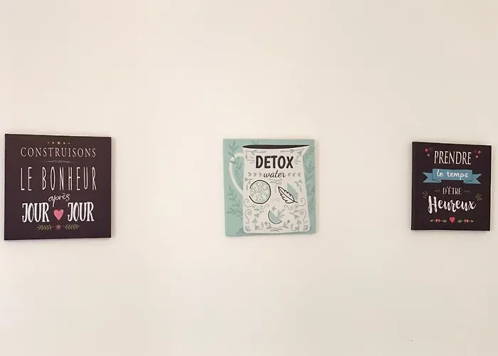 #j0 The Sweet Jaures דירה *