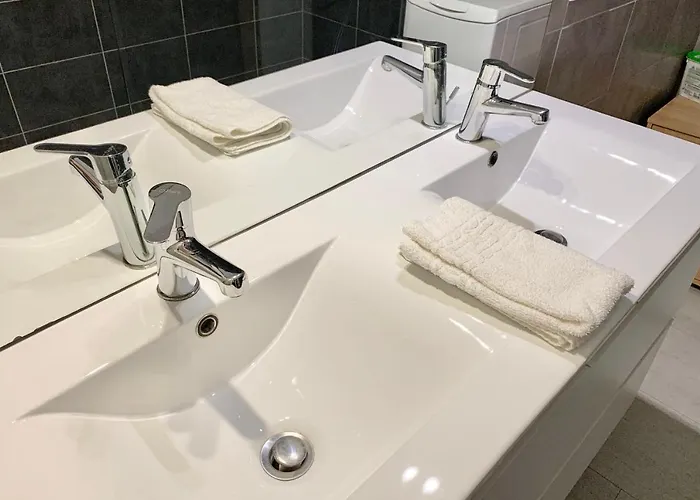 #j0 The Sweet Jaures * Grenoble