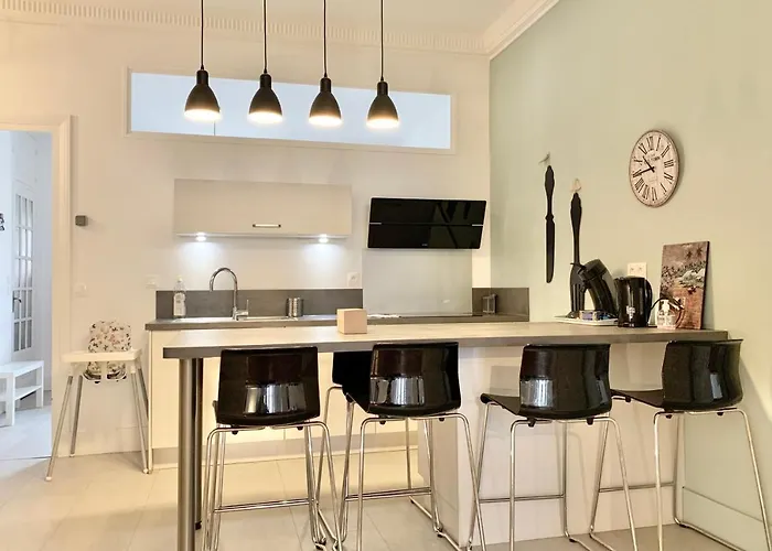 #j0 The Sweet Jaures * Grenoble