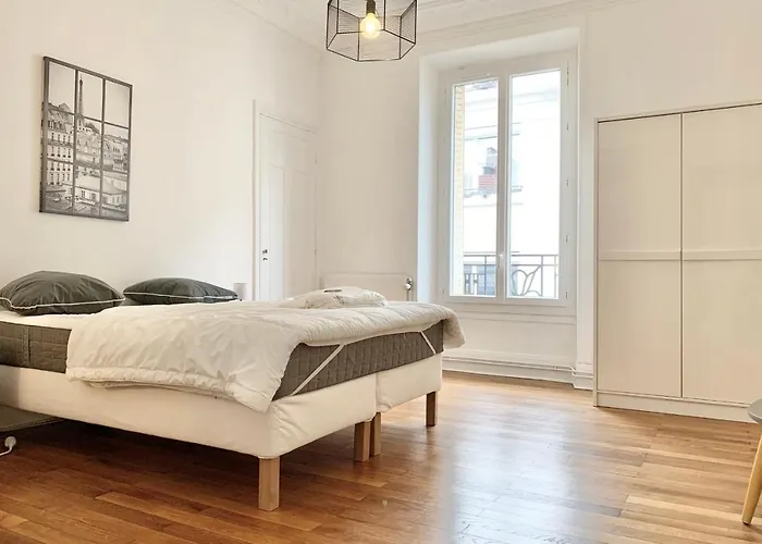 #j0 The Sweet Jaures * Grenoble